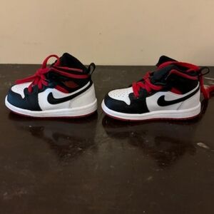 Nike Jordan 1 mid infant/toddler shoes